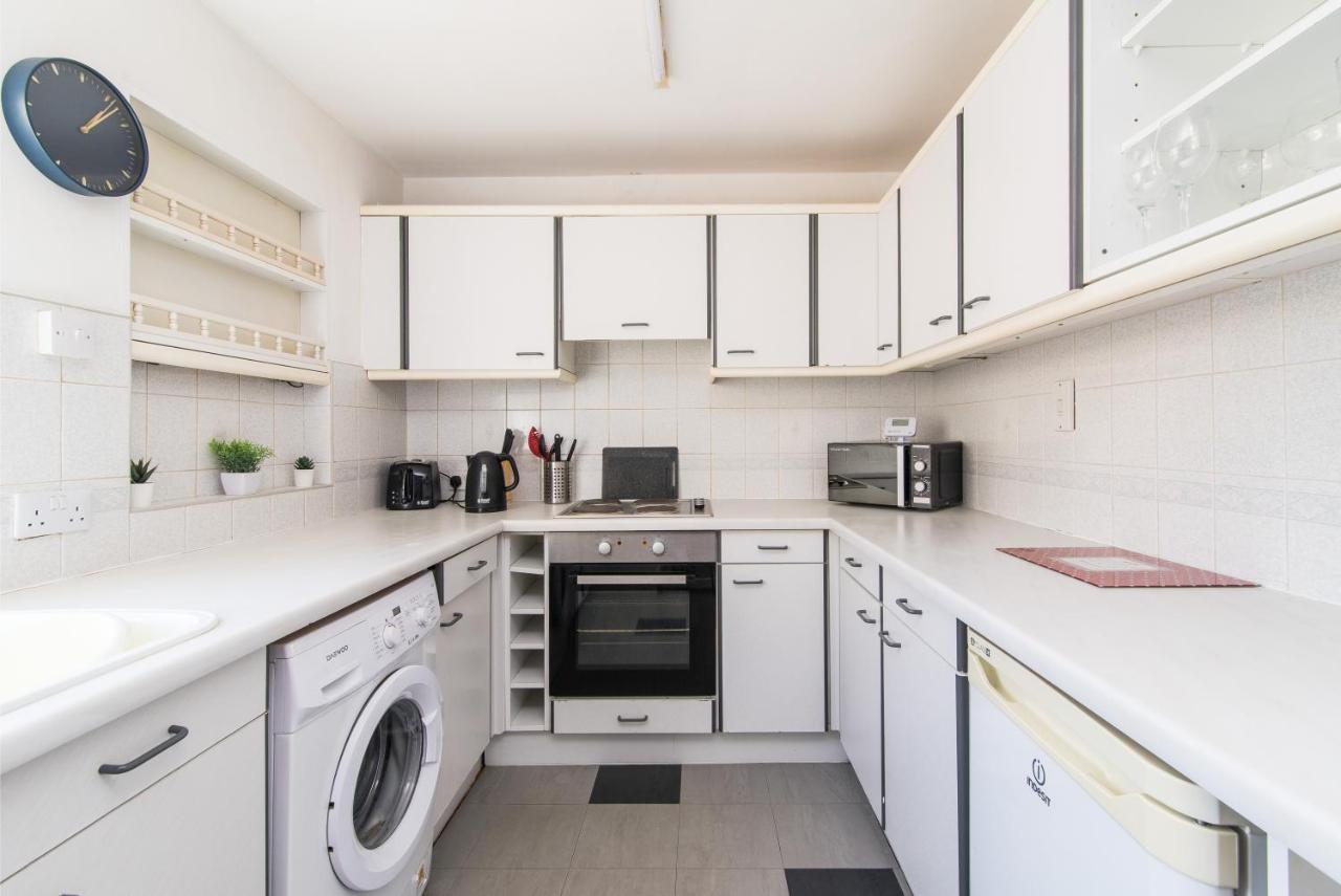 Characterful 2 Bed Apartment - Spacious & Comfy 达宁顿堡 外观 照片