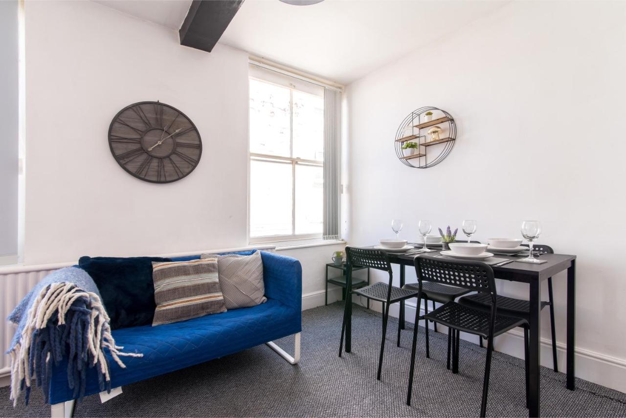 Characterful 2 Bed Apartment - Spacious & Comfy 达宁顿堡 外观 照片