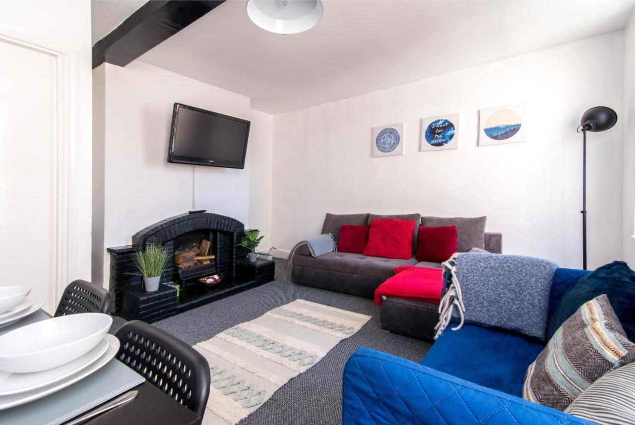 Characterful 2 Bed Apartment - Spacious & Comfy 达宁顿堡 外观 照片