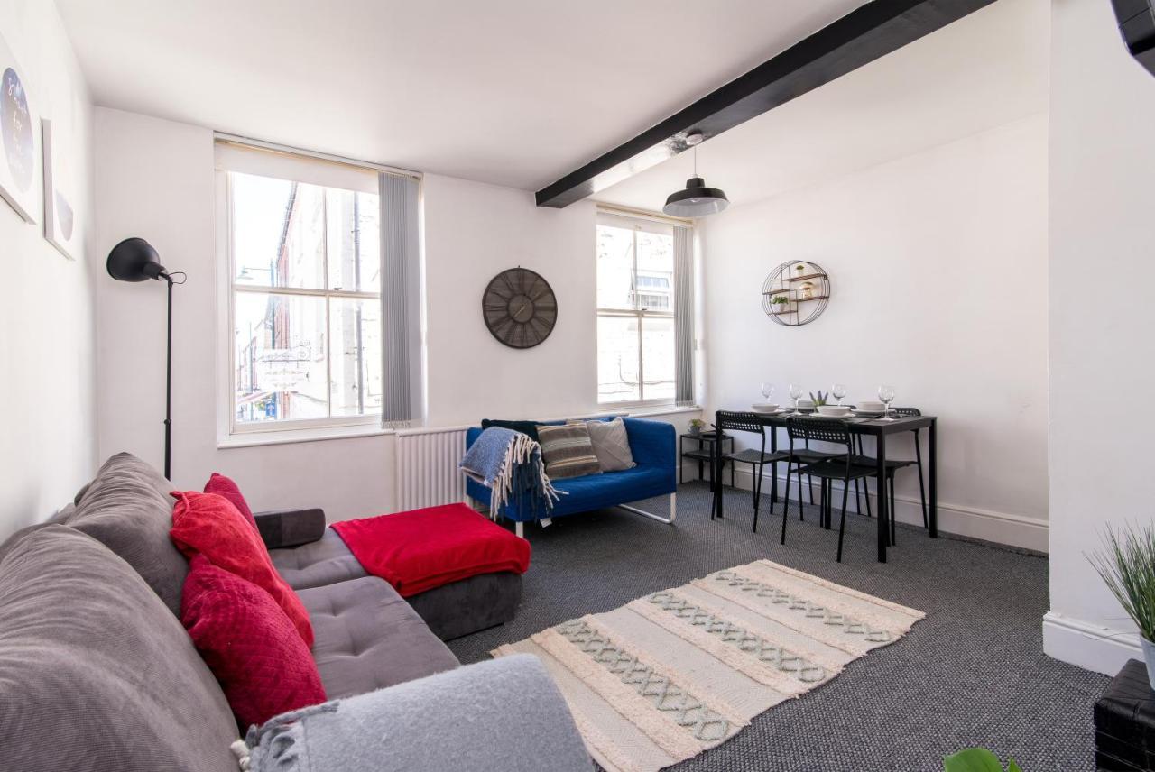 Characterful 2 Bed Apartment - Spacious & Comfy 达宁顿堡 外观 照片