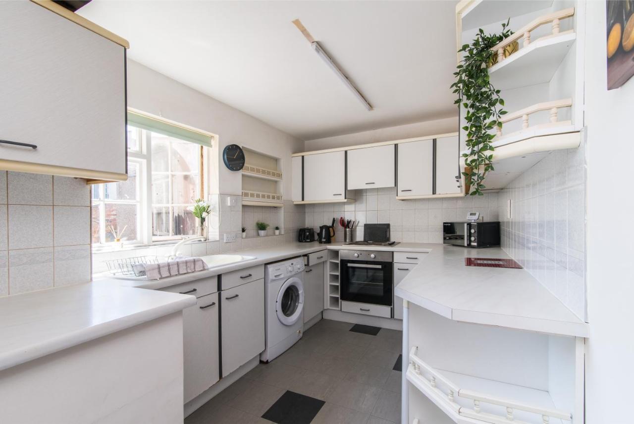 Characterful 2 Bed Apartment - Spacious & Comfy 达宁顿堡 外观 照片